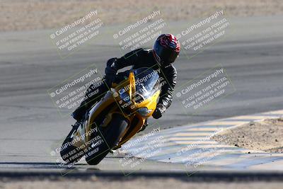 media/Jan-08-2022-SoCal Trackdays (Sat) [[1ec2777125]]/Turn 10 (2pm)/